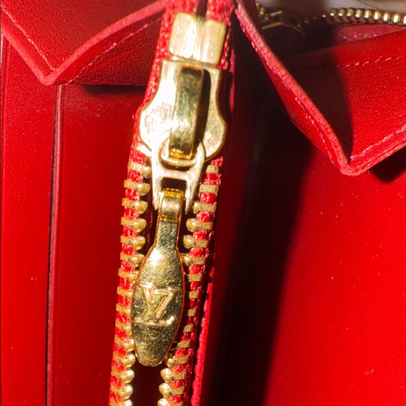 Louis Vuitton Red Vernis Monogram Zippy Wallet Patent Leather Gold Zip - Picture 11 of 14